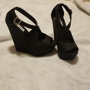 Steve Madden Wedges